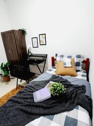 Simsville (D14), Condominium #622644871